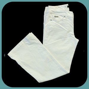 WHITE-HOUSE BLACK-MARKET || White Bootcut Jeans (SIZE 6)